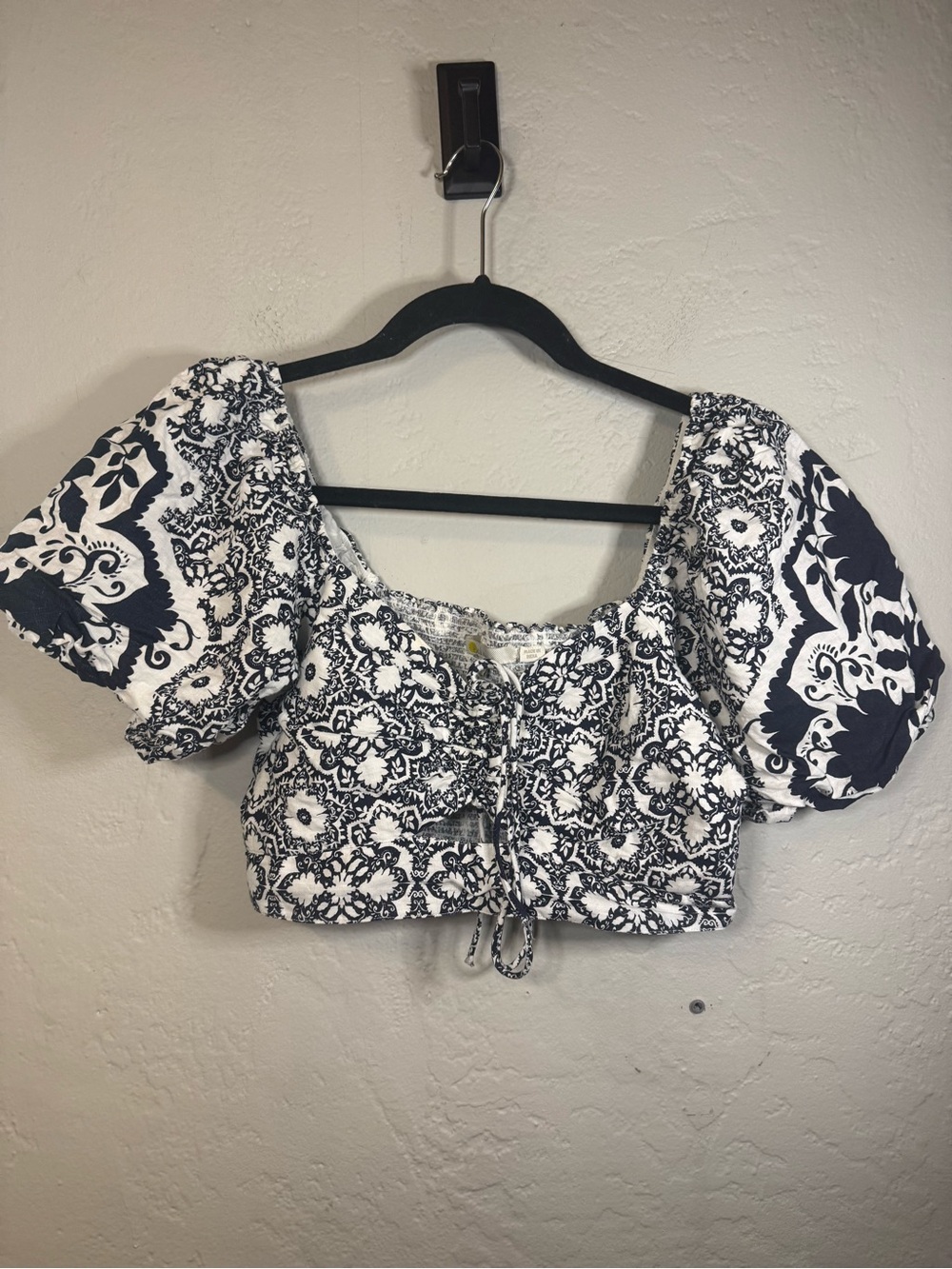 Boden Linen Halter Neck Cut Out Crop Top US 4 Navy Puff Sleeve Smocked Back